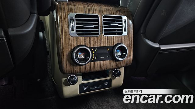 Land Rover Range Rover (IV) D350 Vogue SE Disel 2021 — фото 37