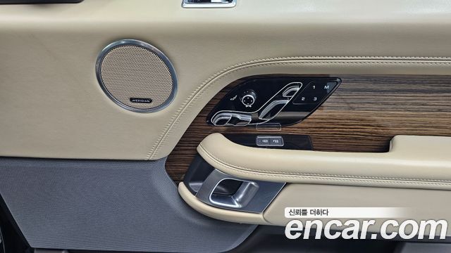 Land Rover Range Rover (IV) D350 Vogue SE Disel 2021 — фото 41