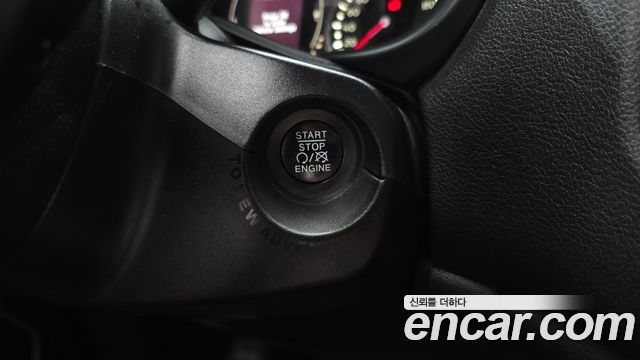 Jeep Renegade 2.4 Longitude 2016 — фото 17
