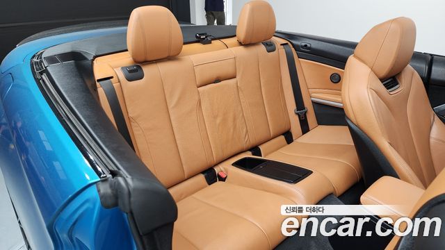 BMW 4 Series (F32) 430i M Sport Convertible 2018 — фото 11