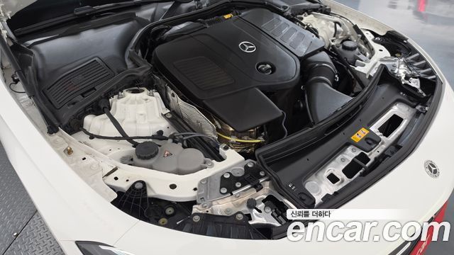Mercedes-Benz CLE-Class (C236) CLE200 Cabriolet 2025 — фото 6