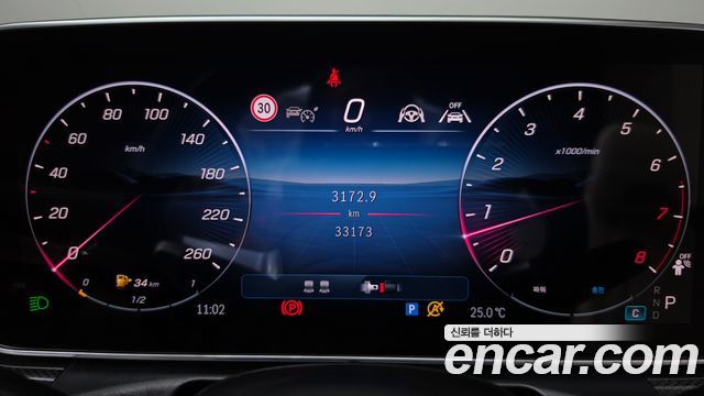 Mercedes-Benz CLE-Class (C236) CLE200 Cabriolet 2025 — фото 8