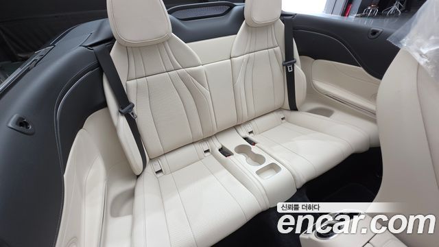 Mercedes-Benz CLE-Class (C236) CLE200 Cabriolet 2025 — фото 11
