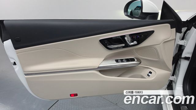 Mercedes-Benz CLE-Class (C236) CLE200 Cabriolet 2025 — фото 24