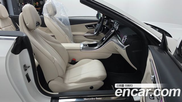 Mercedes-Benz CLE-Class (C236) CLE200 Cabriolet 2025 — фото 26