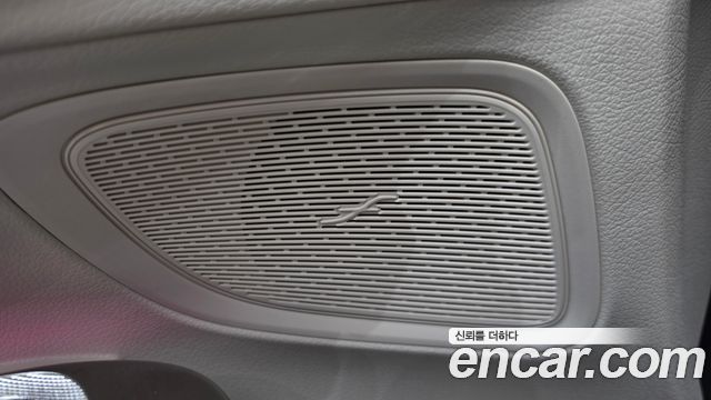 Mercedes-Benz CLE-Class (C236) CLE200 Cabriolet 2025 — фото 30