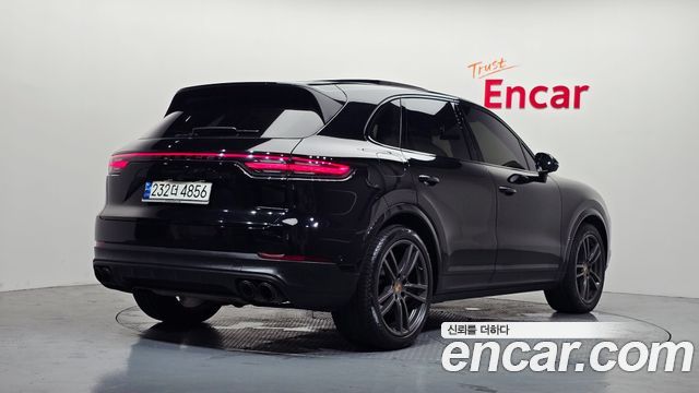 Porsche Cayenne (PO536) 3.0 PLATINUM EDITION 2023 — фото 2