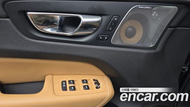 Volvo XC60 (II) T6 Inscription 2018 — фото 11