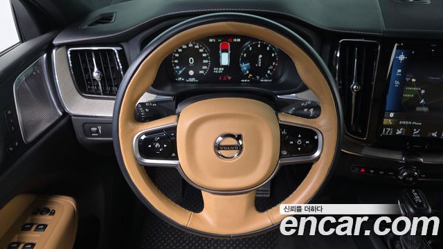 Volvo XC60 (II) T6 Inscription 2018 — фото 12