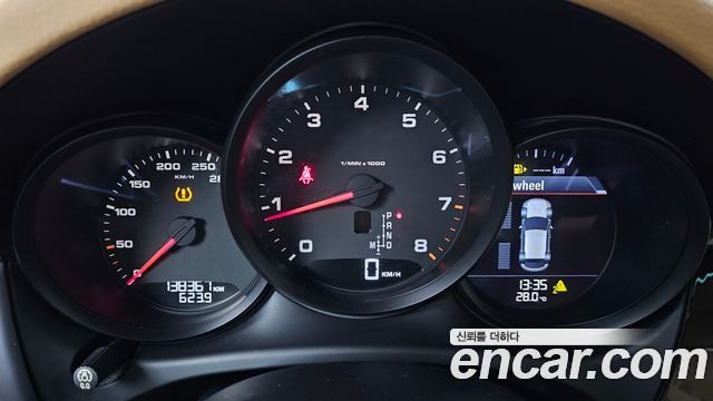 Porsche Macan 2.0 95B 2015 — фото 8