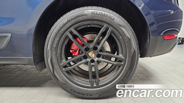 Porsche Macan 2.0 95B 2015 — фото 21