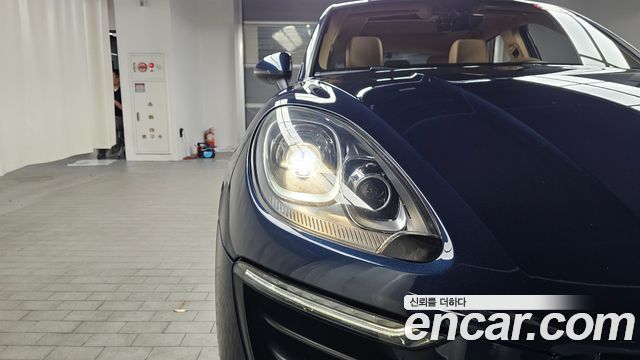 Porsche Macan 2.0 95B 2015 — фото 22