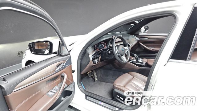 BMW 5 Series (G30) 520d M Sport Package Plus 2020 — фото 10