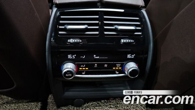 BMW 5 Series (G30) 520d M Sport Package Plus 2020 — фото 17