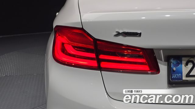 BMW 5 Series (G30) 520d M Sport Package Plus 2020 — фото 23