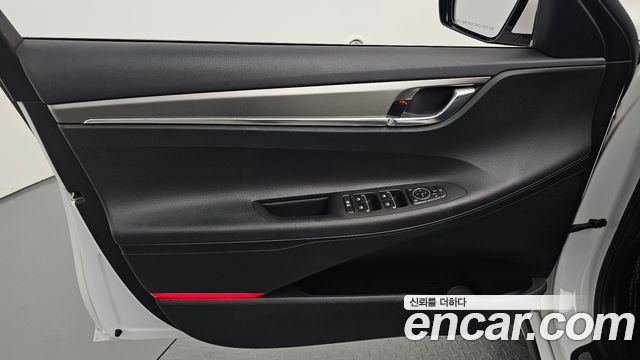 Hyundai Grandeur Hybrid (IG) Le Blanc 2022 — фото 30