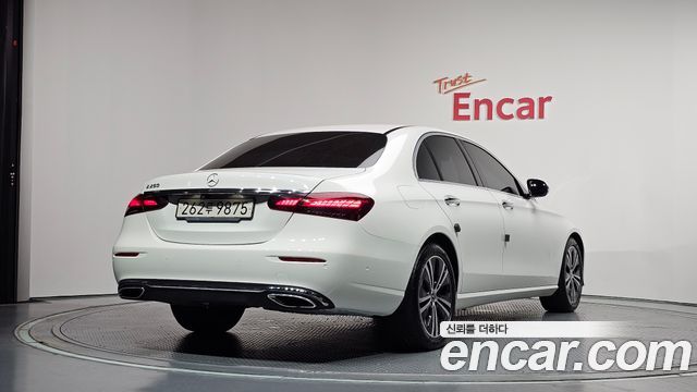 Mercedes-Benz E-Class (W213) E250 Avantgarde 2021 — фото 2