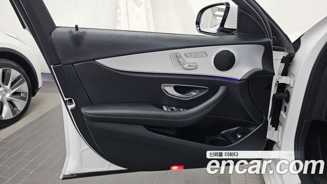 Mercedes-Benz E-Class (W213) E250 Avantgarde 2021 — фото 24