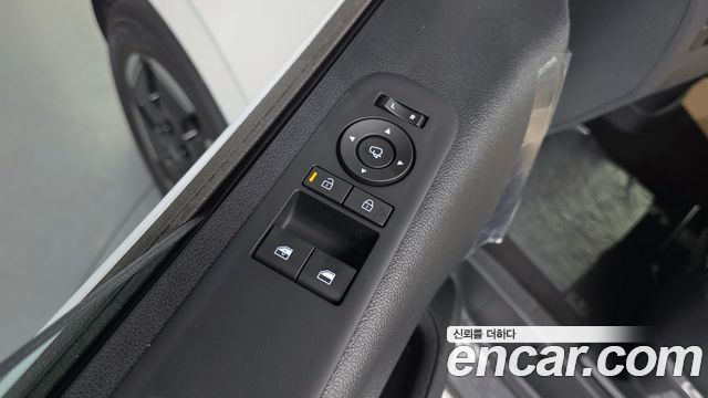 Hyundai Staria EV Tourer 11-Seater Modern 2027 — фото 11