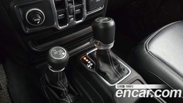 Jeep Wrangler (JL) 2.0 Overland Power Top 4Door 2021 — фото 9