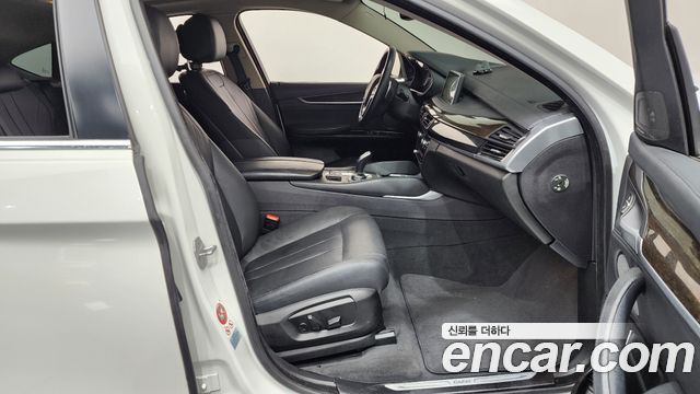 BMW X6 (F16) xDrive 30d 2015 — фото 11