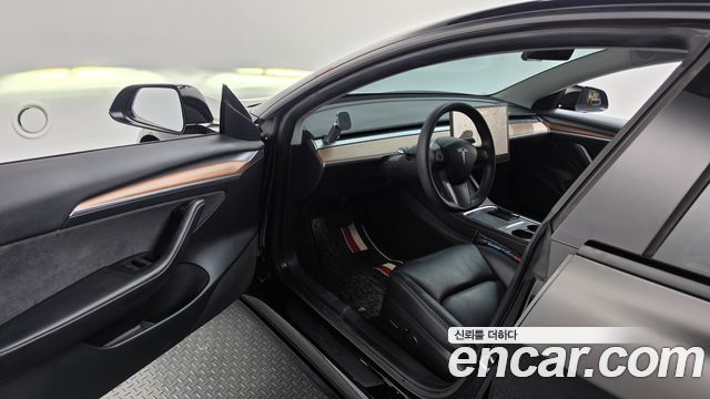 Tesla Model 3 Long Range AWD 2022 — фото 10