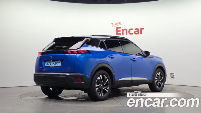 Peugeot e-2008 (II) EV GT 2023 — фото 2