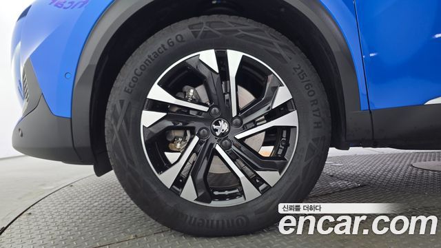 Peugeot e-2008 (II) EV GT 2023 — фото 5