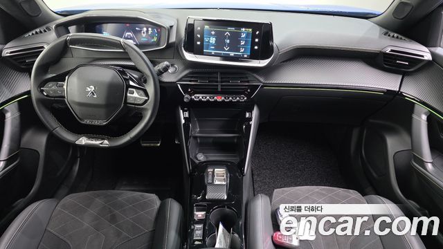 Peugeot e-2008 (II) EV GT 2023 — фото 7