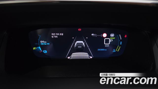Peugeot e-2008 (II) EV GT 2023 — фото 8