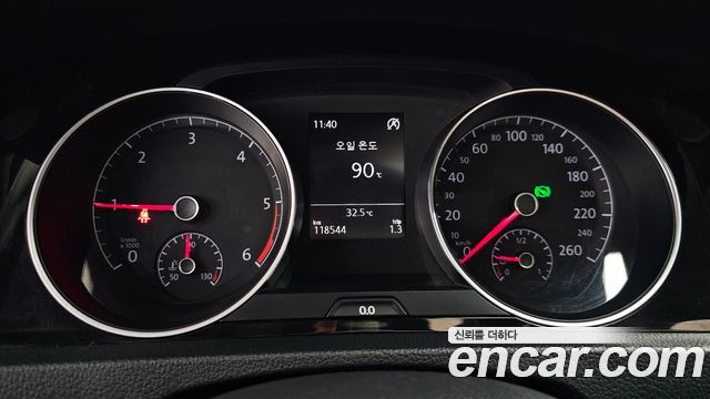 Volkswagen Golf (VII) 2.0 TDI Premium 2015 — фото 8