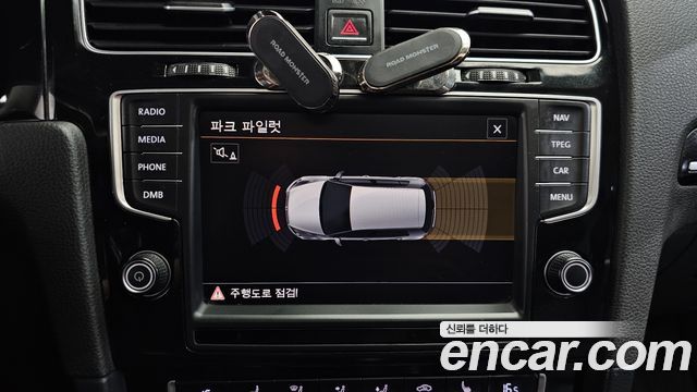 Volkswagen Golf (VII) 2.0 TDI Premium 2015 — фото 15