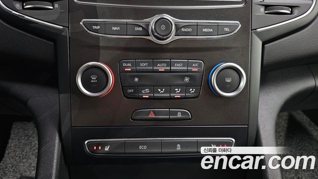 Renault Korea SM6 2.0 GDe SE 2016 — фото 16