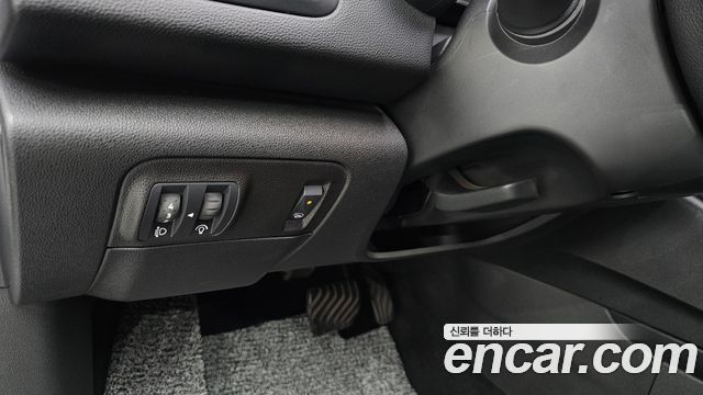 Renault Korea SM6 2.0 GDe SE 2016 — фото 18
