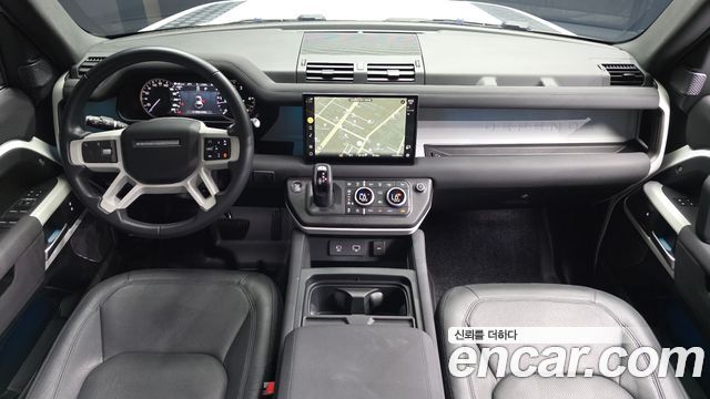 Land Rover Defender (L663) 110 D250 SE 2023 — фото 7