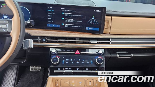 Hyundai Santa Fe (MX5) HEV 1.6 2WD Calligraphy 2024 — фото 13
