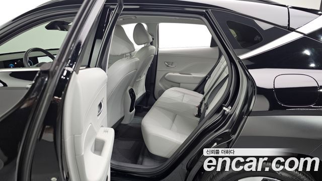 Hyundai Kona (SX2) Gasoline 1.6 Turbo 2WD Inspiration 2024 — фото 18