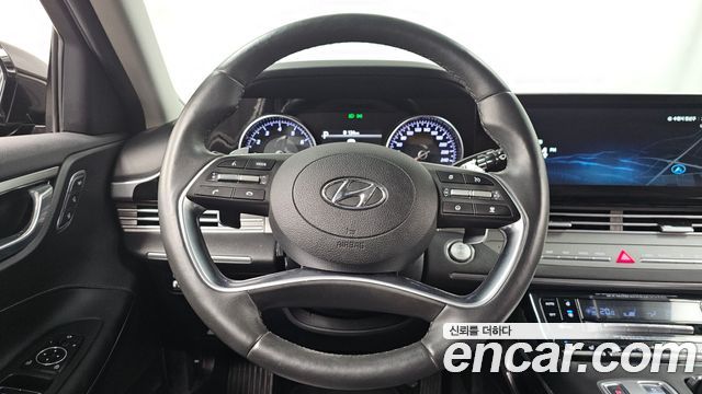 Hyundai Grandeur (IG) 2.5 Exclusice 2022 — фото 17