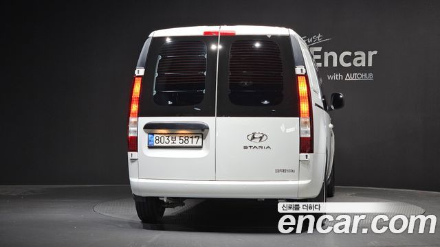 Hyundai Staria Cargo 5-Seater Smart 2022 — фото 4
