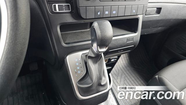 Hyundai Staria Cargo 5-Seater Smart 2022 — фото 9