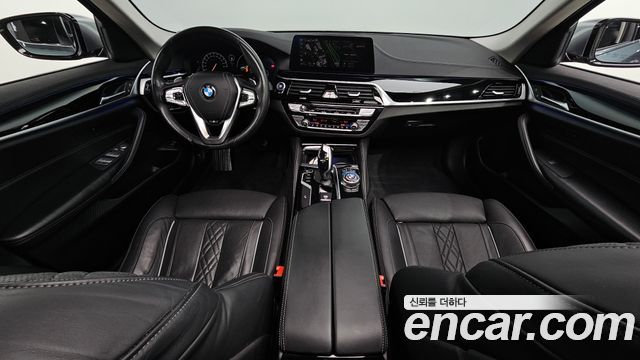 BMW 5 Series (G30) 520d xDrive Luxury Plus 2019 — фото 7