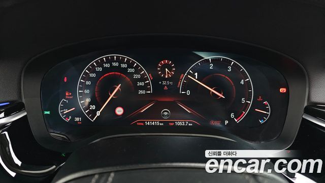 BMW 5 Series (G30) 520d xDrive Luxury Plus 2019 — фото 8