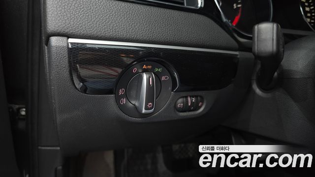 Volkswagen Jetta 2.0 TDI BlueMotion 6th 2015 — фото 16
