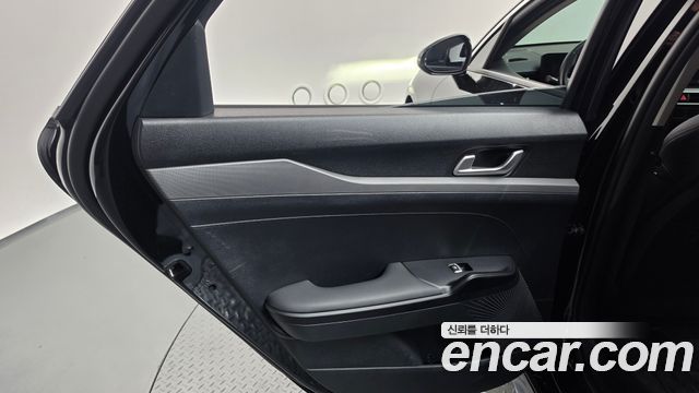 Kia K5 (III) 2.0 Prestige 2025 — фото 25