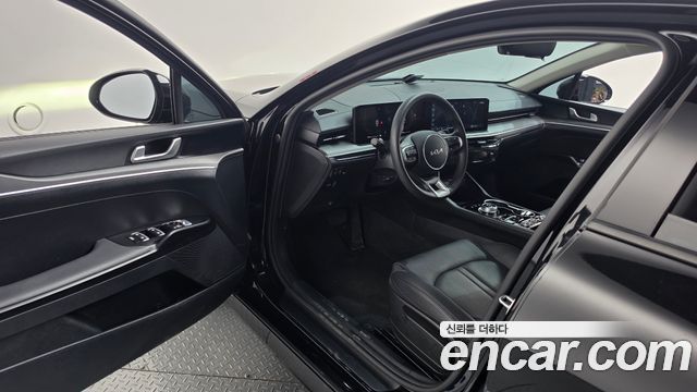 Kia K5 (III) 2.0 Prestige 2024 — фото 10