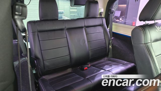 Jeep Wrangler (JK) 2.8 Diesel Rubicon 2Door 2011 — фото 11