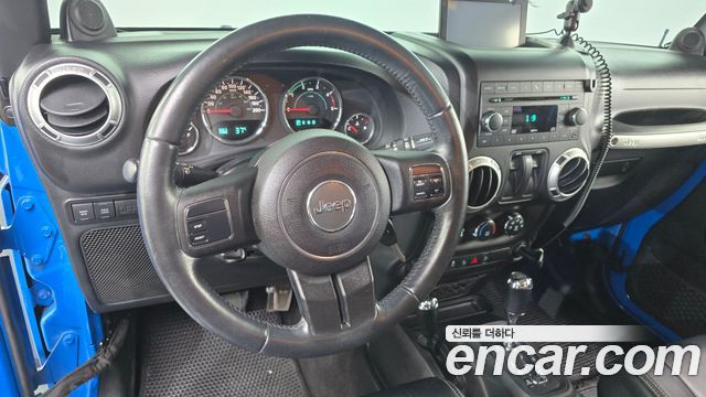 Jeep Wrangler (JK) 2.8 Diesel Rubicon 2Door 2011 — фото 13