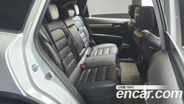 Renault Korea QM6 2.0 LPe Premiere 2WD 2022 — фото 15