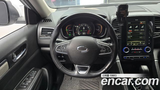 Renault Korea QM6 2.0 LPe Premiere 2WD 2022 — фото 17