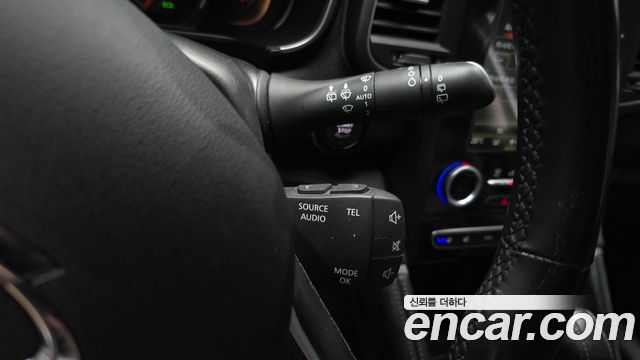 Renault Korea QM6 2.0 LPe Premiere 2WD 2022 — фото 23
